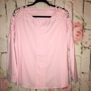 NWOT Pink blouse with embroidered flowers